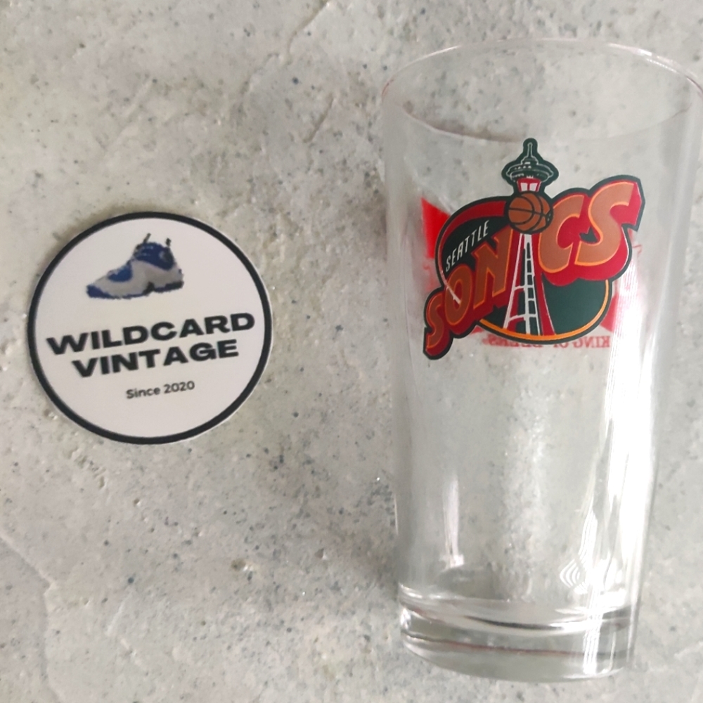 Seattle SuperSonics Vintage 90s Sonics glass